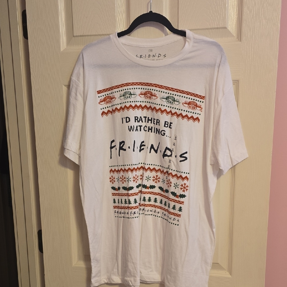 FRIENDS‎ Festive White Tee - Short Sleeve